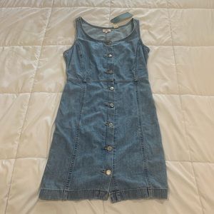 Levi’s denim button up dress